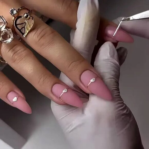 Elegant Pink Frosted False Nails with Removable Diamond Accent 💅✨ - Picture 1 of 6